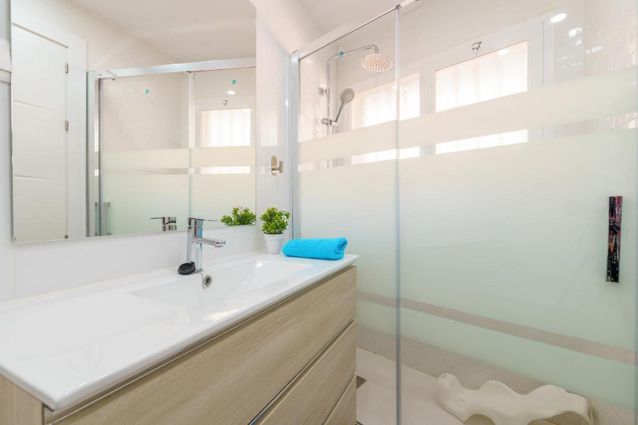 Malagasuite Comfort Home And Pool ตอร์เรโมลิโนส ภายนอก รูปภาพ